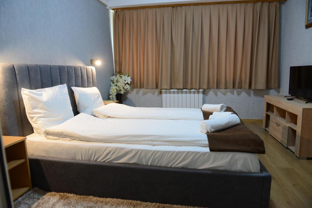 Family Hotel Gotse Delchev Bagian luar foto