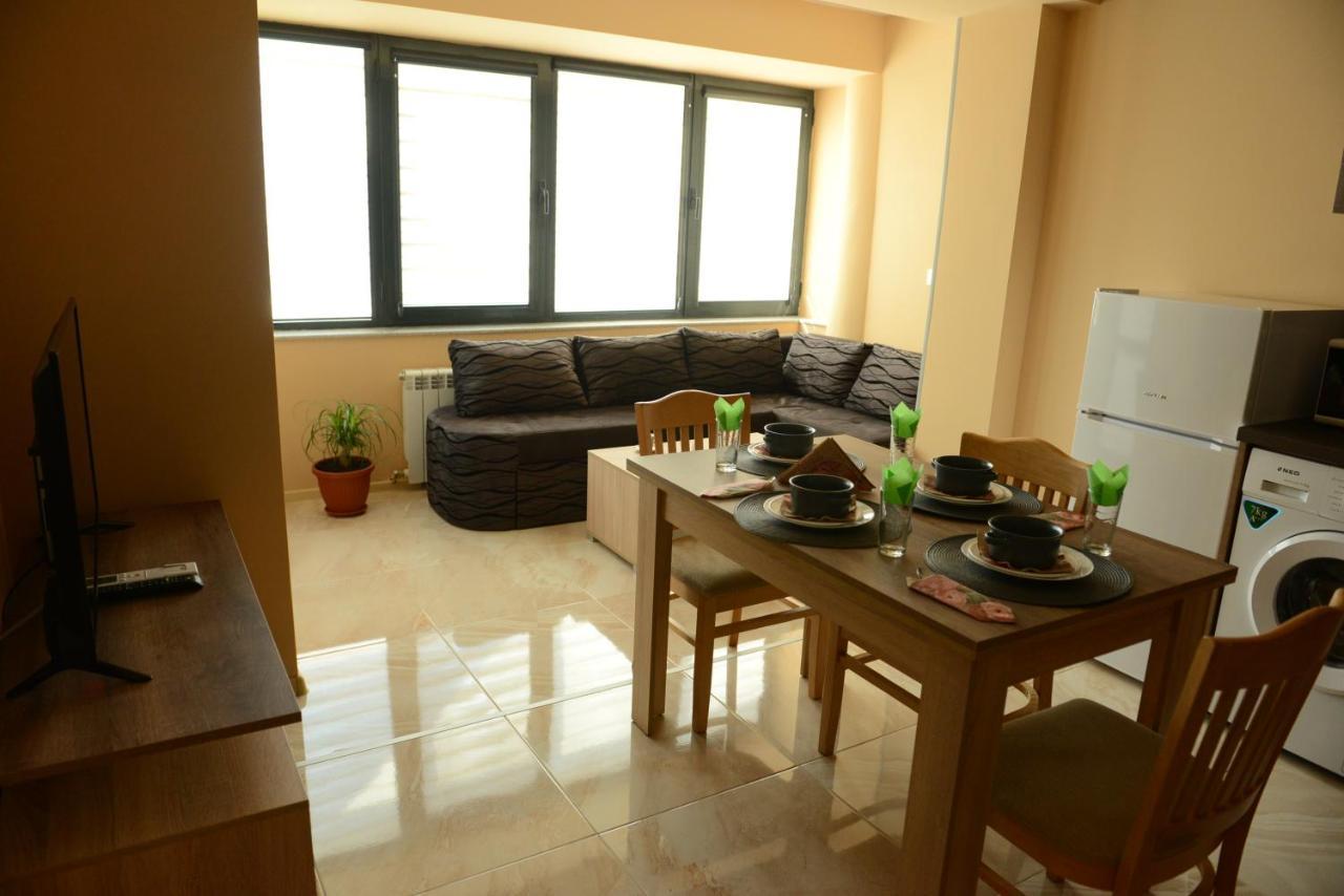 Family Hotel Gotse Delchev Bagian luar foto