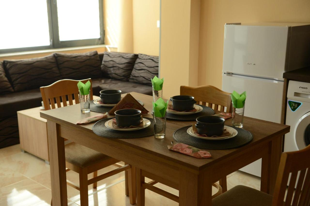 Family Hotel Gotse Delchev Bagian luar foto