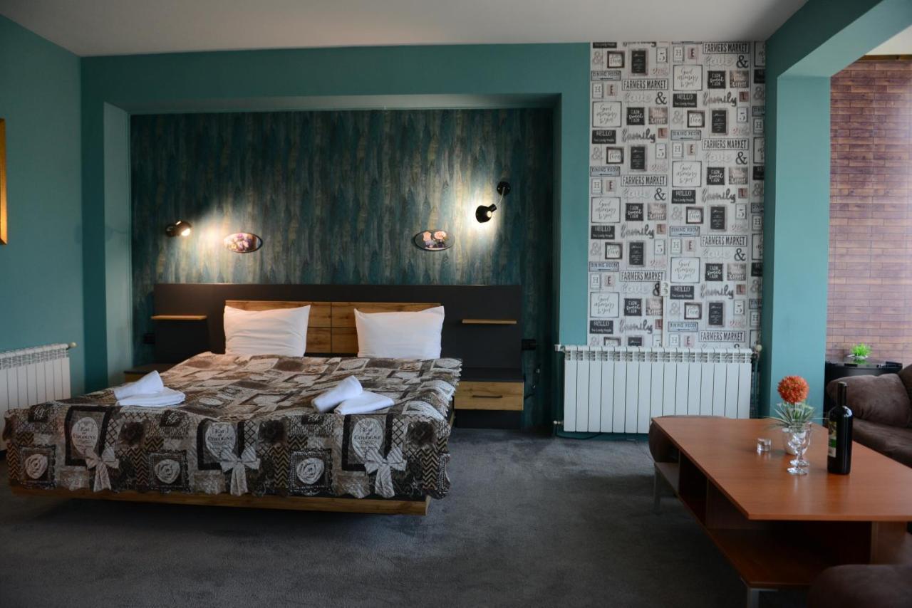 Family Hotel Gotse Delchev Bagian luar foto