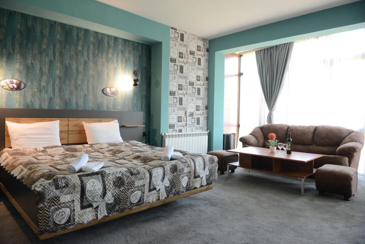 Family Hotel Gotse Delchev Bagian luar foto