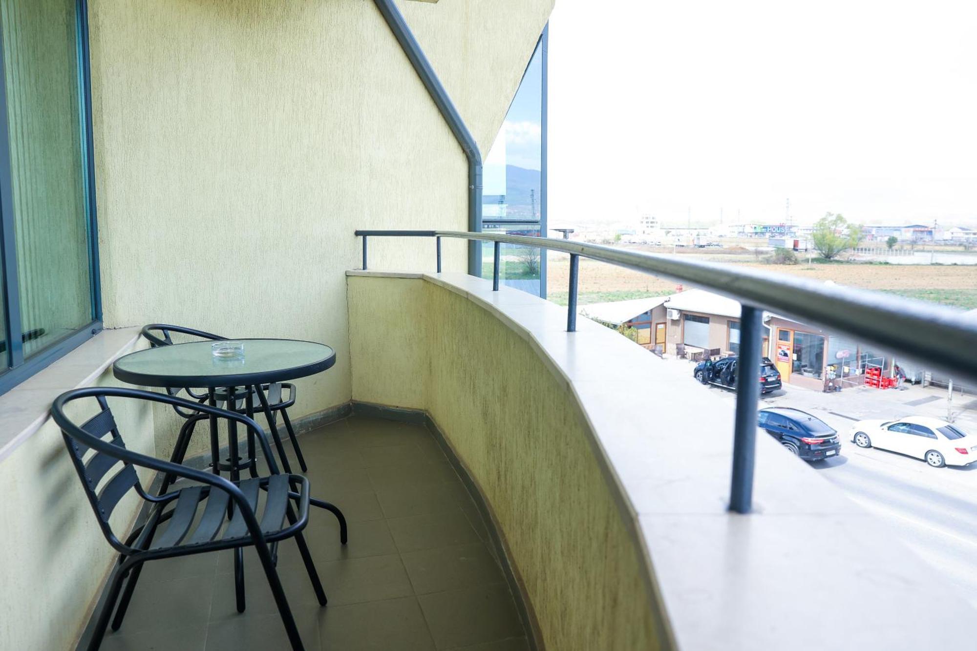 Family Hotel Gotse Delchev Bagian luar foto
