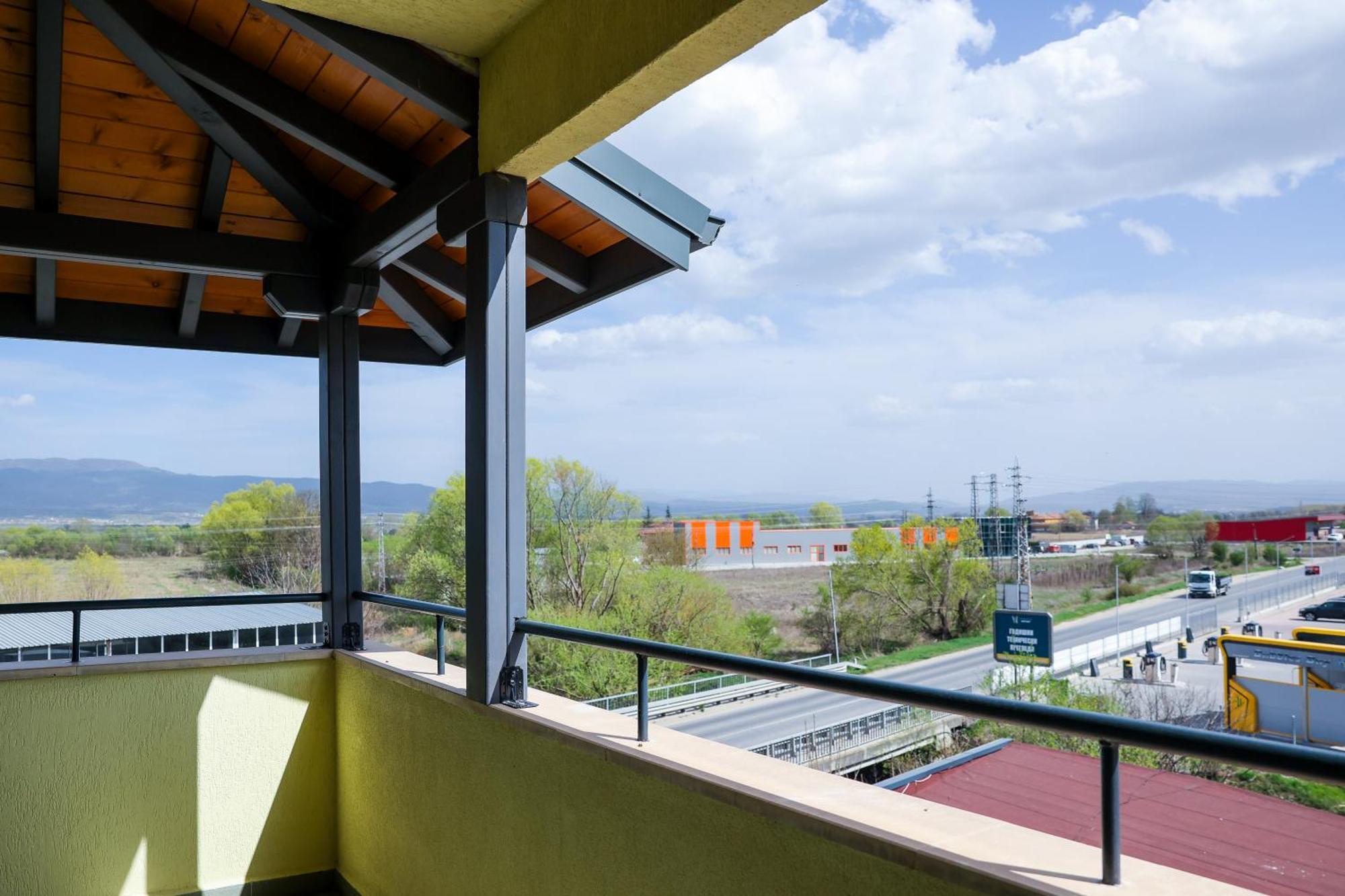 Family Hotel Gotse Delchev Bagian luar foto