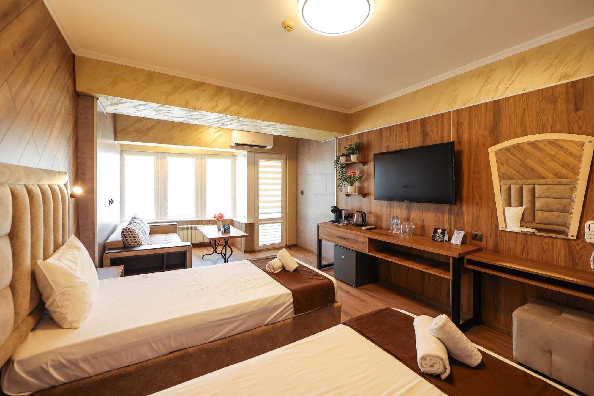 Family Hotel Gotse Delchev Bagian luar foto