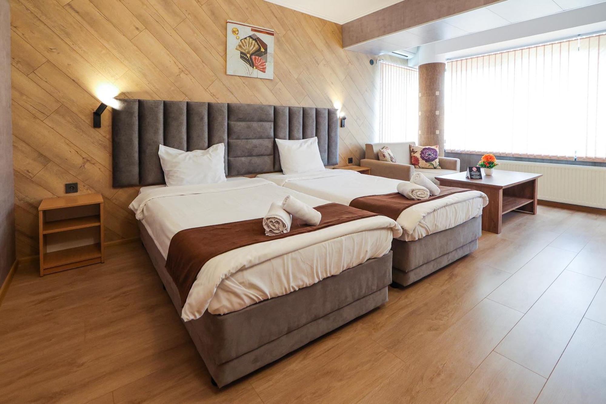 Family Hotel Gotse Delchev Bagian luar foto